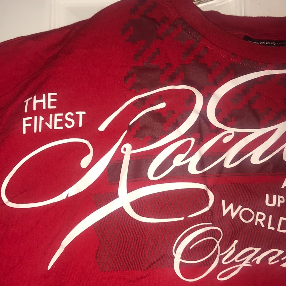 Men’s Rocawear Tee - Picture 2 of 11